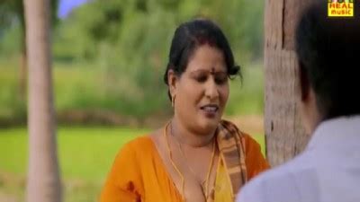 aunty sex tamil hd|Tamil karupu aunty udan ool seitha HD sex videos collection